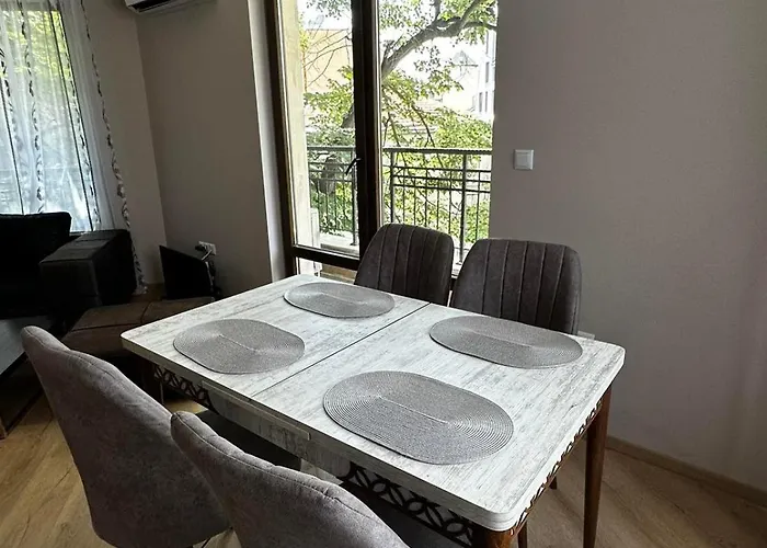 Appartamento 3 стаен идеален център *